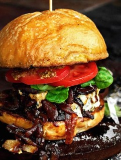 Friday Burger Party cu chef Tudor Image 1