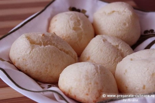 Pâinici braziliene cu tapioca și parmezan Image 1